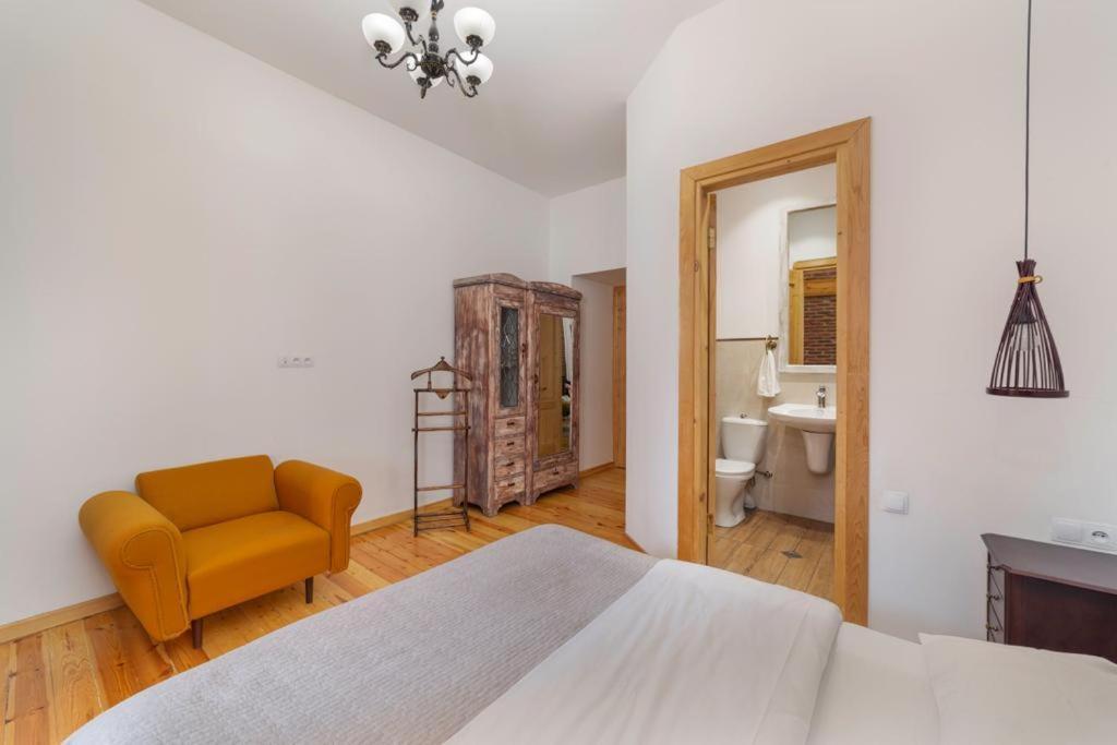 Duplex Opera 3 Leilighet Tbilisi Eksteriør bilde