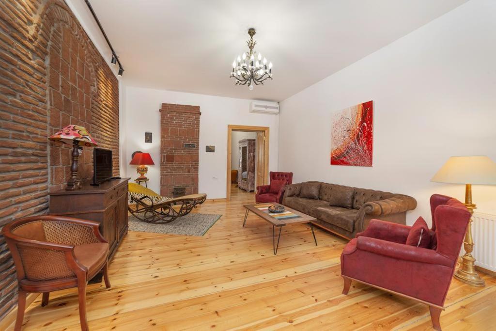 Duplex Opera 3 Leilighet Tbilisi Eksteriør bilde